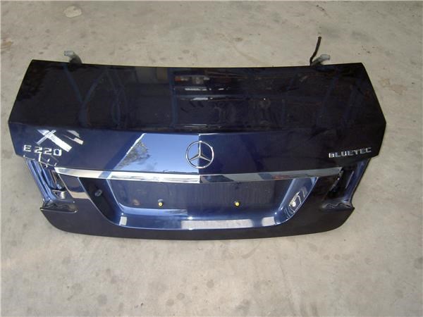 Klapa bagażnika 2127500975 MERCEDES
