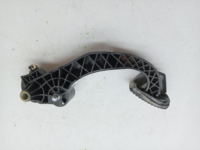 Pedał sprzęgła 2127EJ PEUGEOT