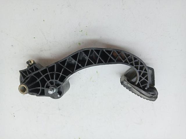 Pedał sprzęgła 2127EJ PEUGEOT