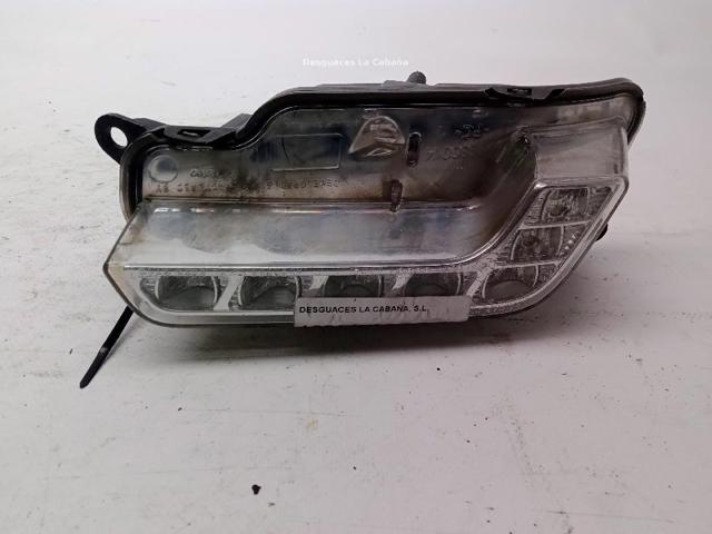 Lampa pozycyjna przednia prawa 2128200856 MERCEDES