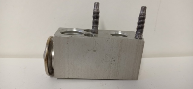 2128300284 Mercedes