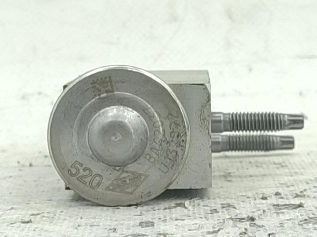 2128300284 Mercedes