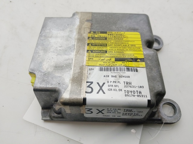 Błotnik przedni lewy 2128801118 MERCEDES