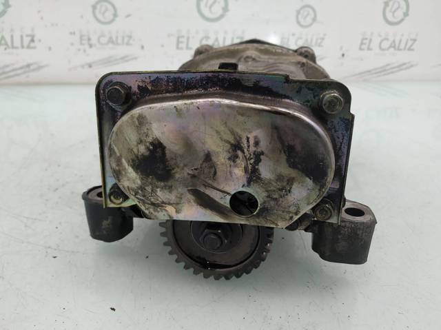 Pompa oleju Hyundai Trajet FO