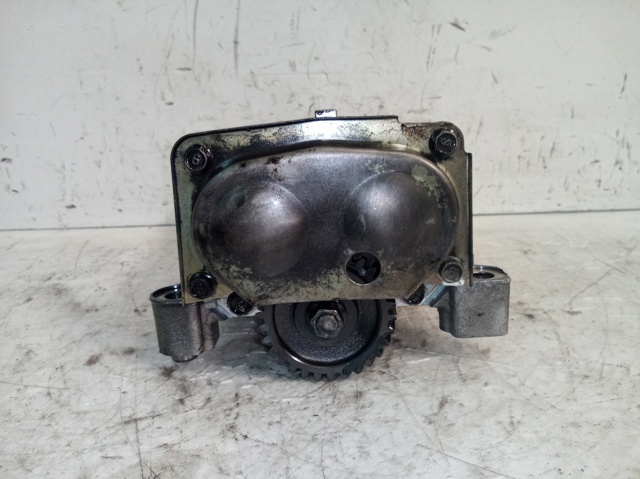 Pompa oleju Hyundai Trajet FO