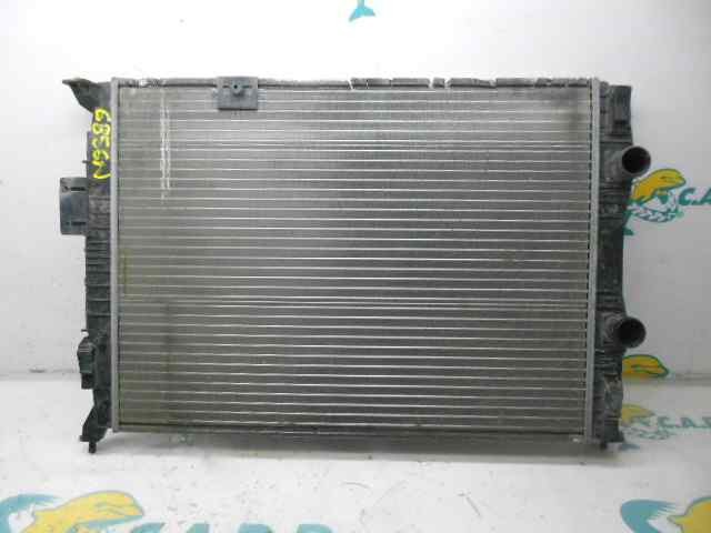 Chłodnica silnika 21400JD000 NISSAN