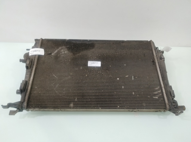 214100017R Renault (RVI)
