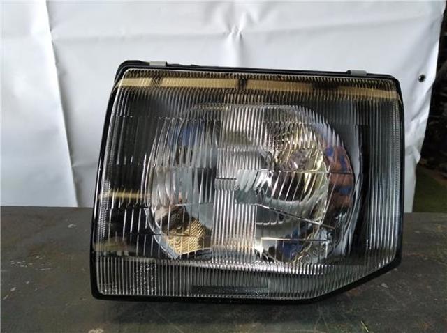 Reflektor lewy 2141120LLDE MITSUBISHI