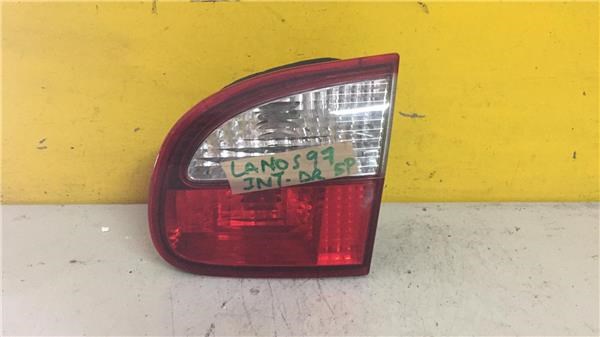Lampa zespolona tylna prawa wewnętrzna 214646R GM
