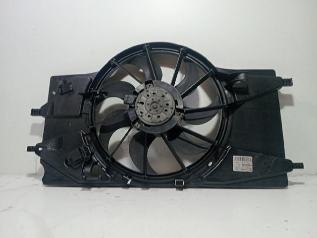 Wentylator elektryczny układu chłodzenia kompletny (silnik+wirnik) 214810039R RENAULT