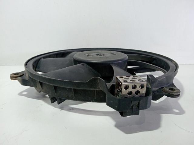 Wentylator elektryczny układu chłodzenia kompletny (silnik+wirnik) 214812415R RENAULT