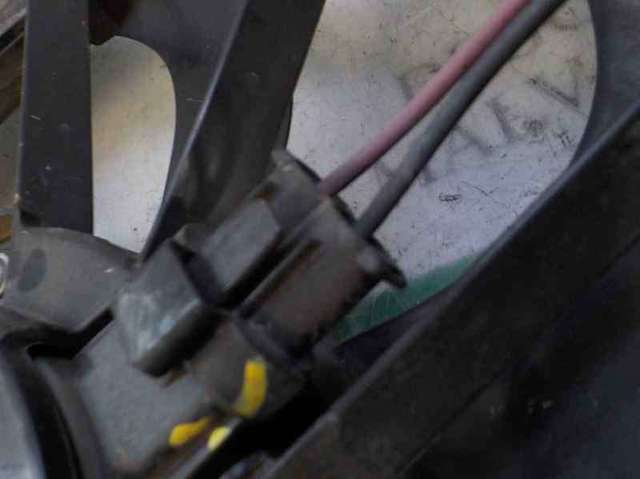 Wentylator elektryczny układu chłodzenia kompletny (silnik+wirnik) 214814342R RENAULT