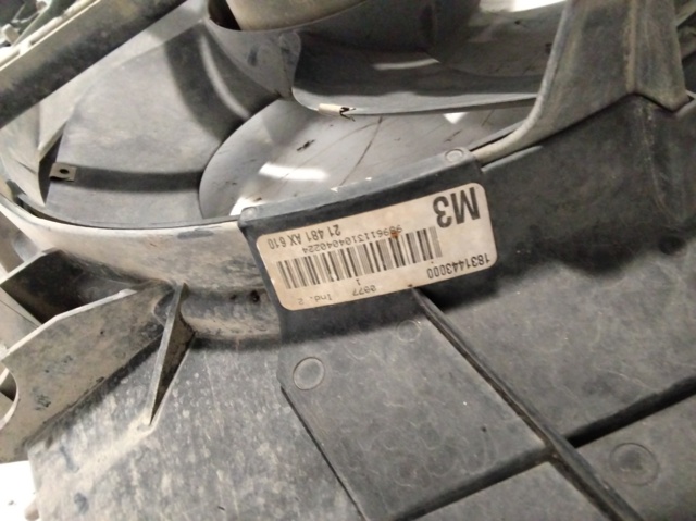 Wentylator elektryczny układu chłodzenia kompletny (silnik+wirnik) 21481AX610 NISSAN