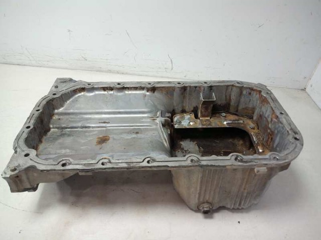 Miska olejowa silnika 2152123603 HYUNDAI