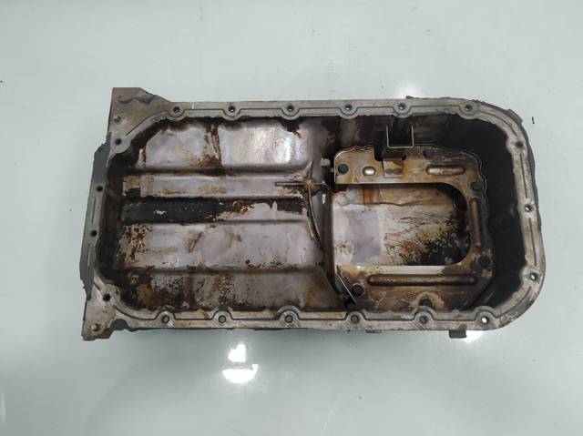 Miska olejowa silnika 2152123603 HYUNDAI