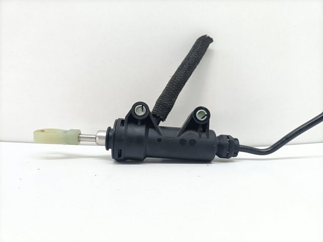 Cylinder sprzęgła główny 21526773670 BMW