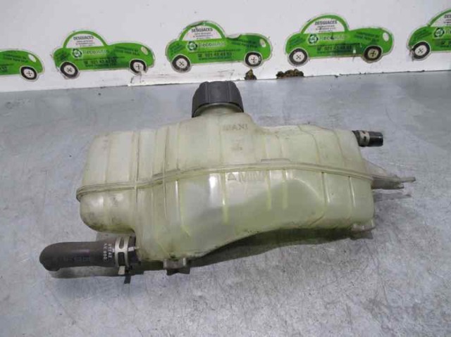 Zbiornik wyrównawczy Nissan Micra