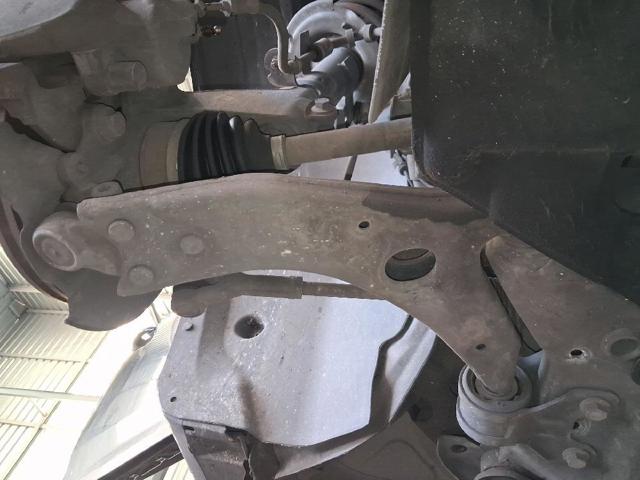 Wahacz zawieszenia przedniego dolny prawy 2172992 FORD