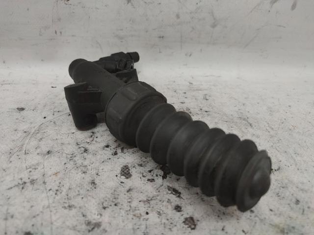 Cylinder sprzęgła główny Citroen C3 1 FC