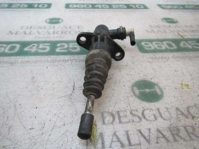 Cylinder roboczy sprzęgła 218281 PEUGEOT