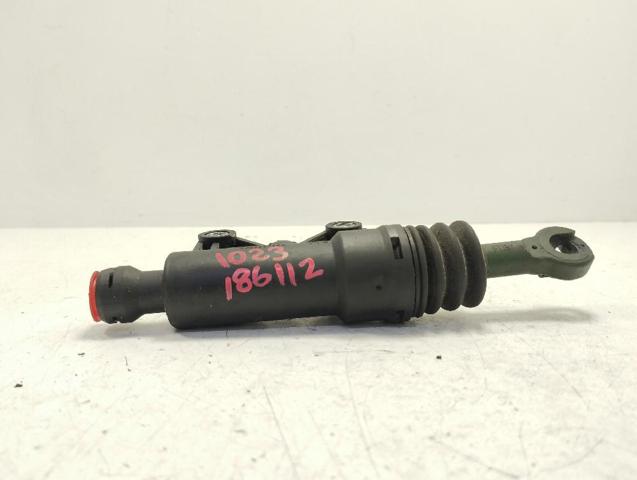 Cylinder sprzęgła główny 218283 PEUGEOT