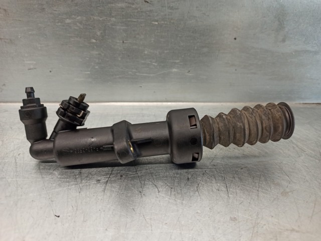 Cylinder roboczy sprzęgła 218295 PEUGEOT