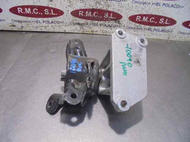 Poduszka (podpora) silnika lewa KIA Carens 3