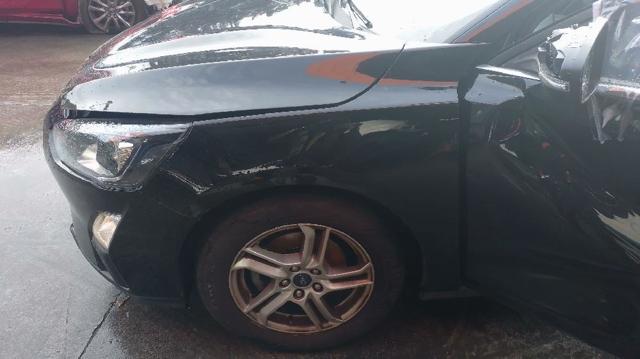 Zderzak przedni Ford Focus 4 HP