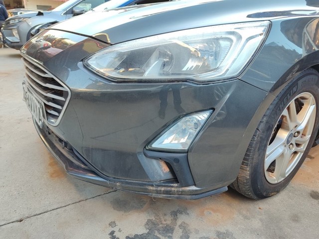 Zderzak przedni Ford Focus 4 HN