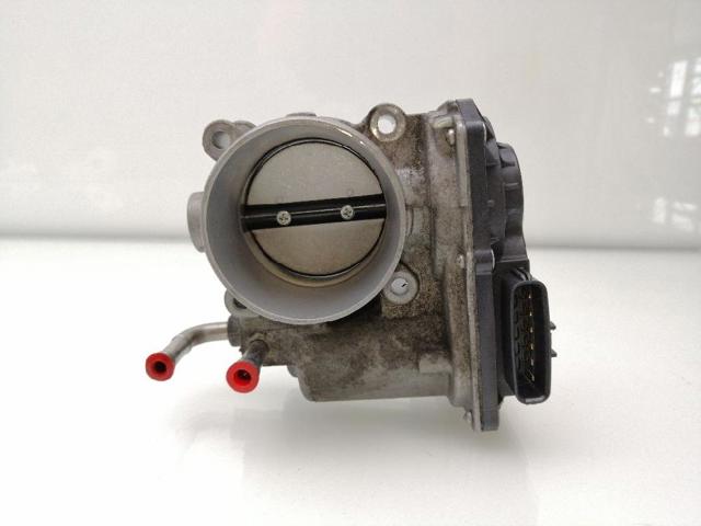 Przepustnica, komplet 2203036020 TOYOTA