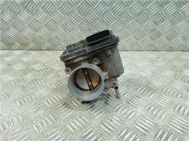 Przepustnica, komplet 2203037060 TOYOTA