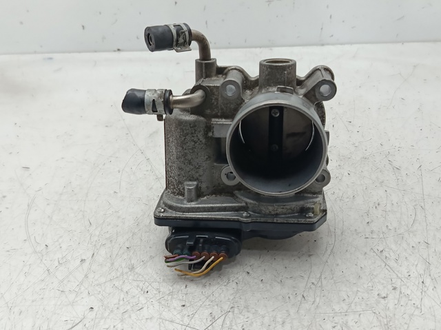 Przepustnica, komplet 2203047010 TOYOTA