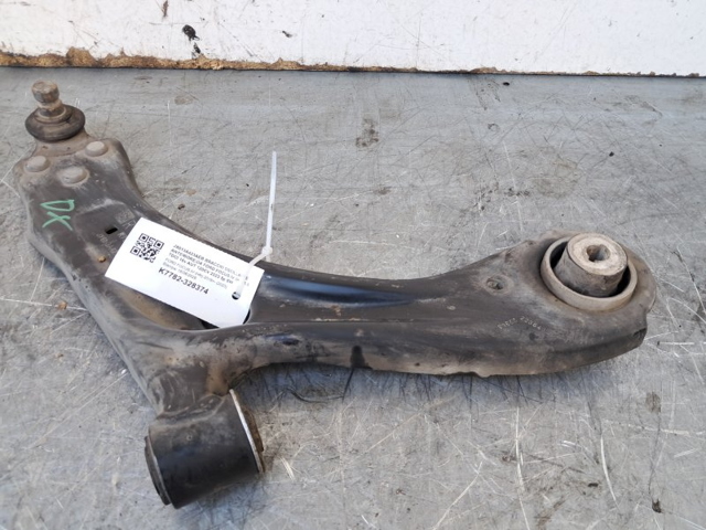 Wahacz zawieszenia przedniego dolny prawy 2203137 FORD