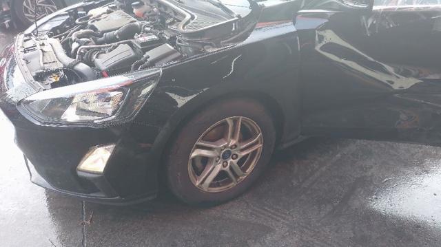 Wahacz zawieszenia przedniego dolny lewy Ford Focus 4 HP