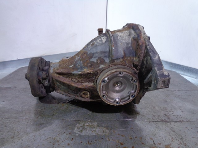 Reduktor mostu tylnego 2203510405 MERCEDES