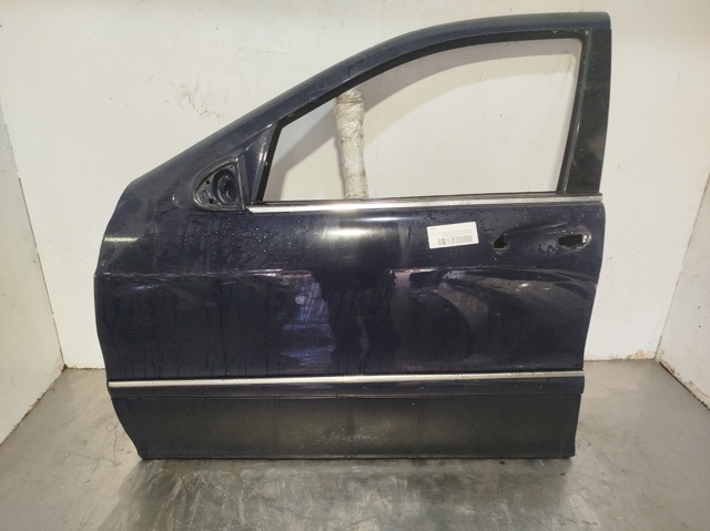  Mercedes S  (W220)