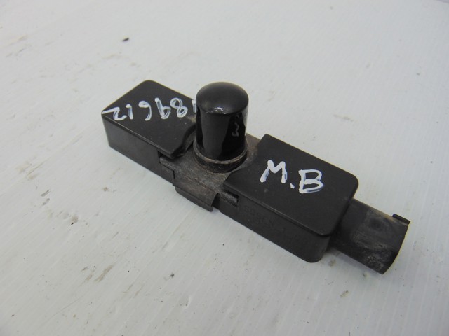 2208300272 Mercedes