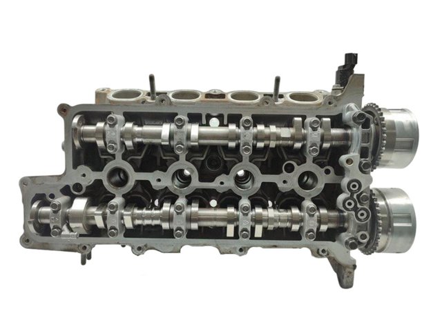 Głowica cylindrów KIA Carens 3
