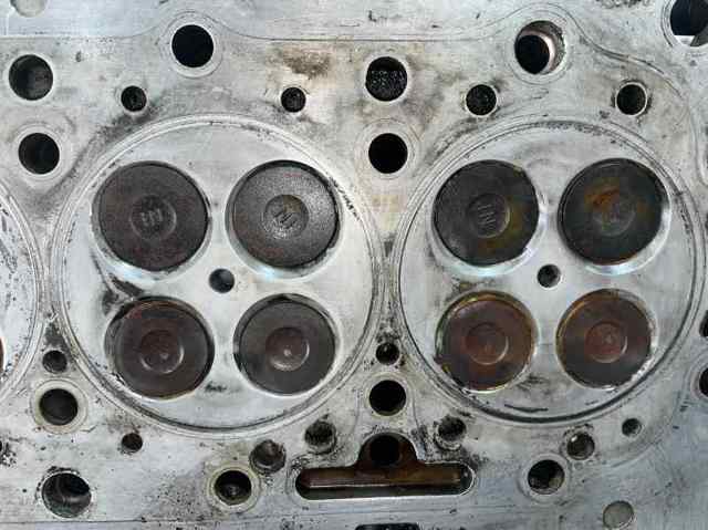 Głowica cylindrów KIA Carnival 3 UVP