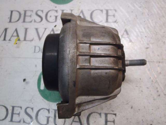 Poduszka (podpora) silnika lewa 22116768799 BMW