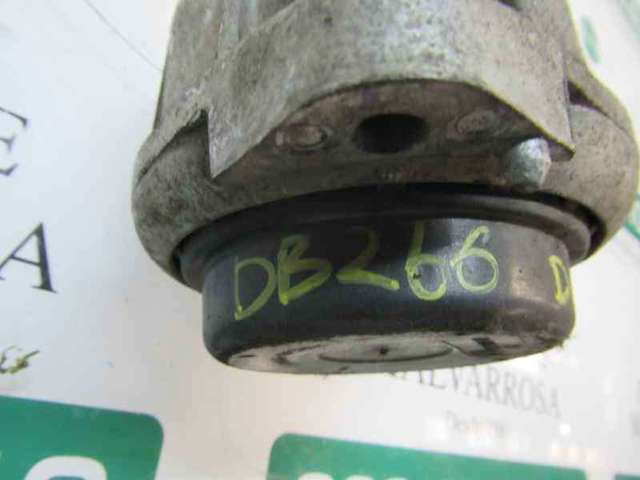 Poduszka (podpora) silnika prawa 22116768800 BMW