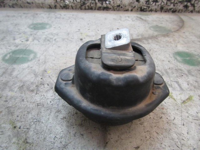 22116769185 BMW