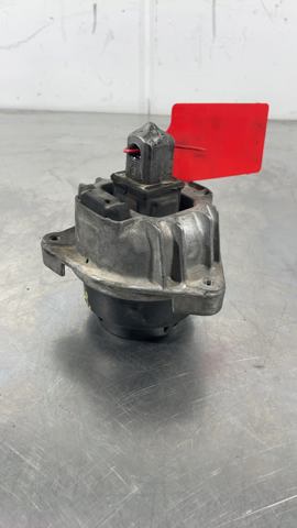 22116777381 BMW