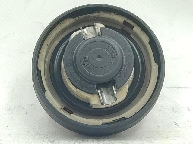 Korek wlewu paliwa Mercedes A W169