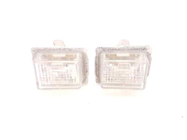 Lampa oświetlenia tylnej tablicy rejestracyjnej 2218200856 MERCEDES
