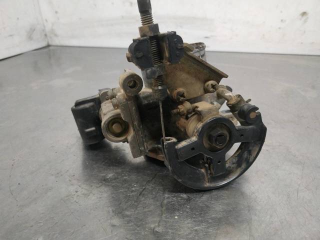 Regulator biegu jałowego Toyota Avensis LCM