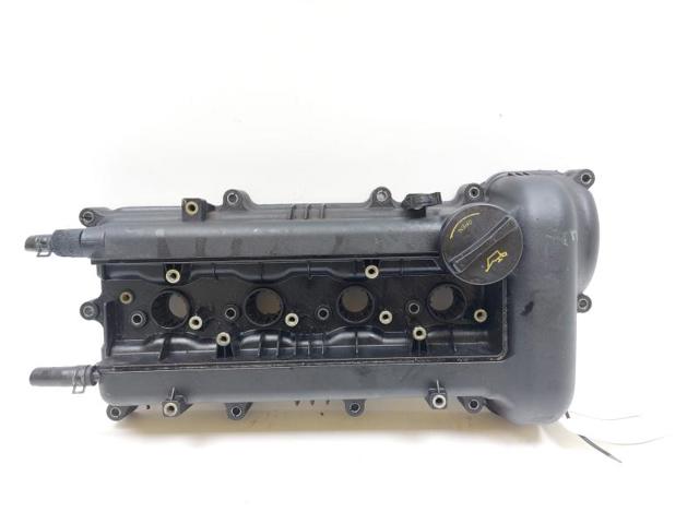 Pokrywa zaworowa 224102B000 HYUNDAI