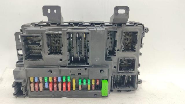 Skrzynka bezpieczników Ford Transit 7 V363