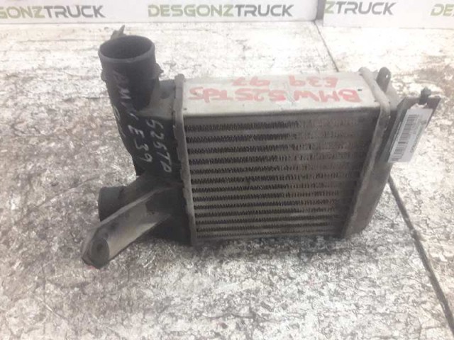 Chłodnica intercoolera 2246031 BMW