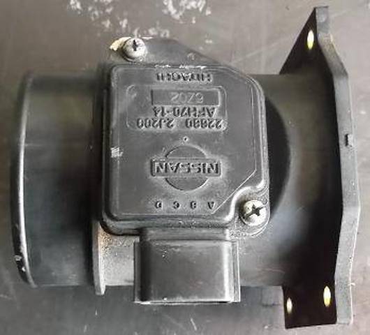 Czujnik przepływu powietrza, przepływomierz powietrza M.A.F. 226802J200 NISSAN